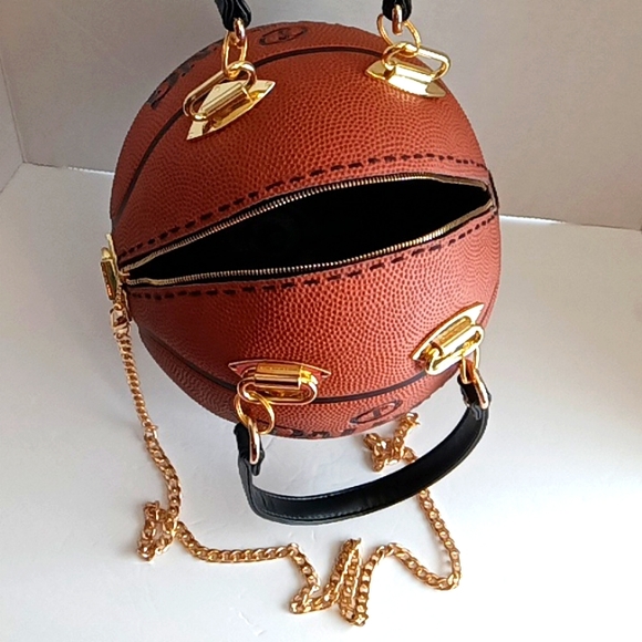HANDMADE "ORIGINAL SPALDING" Basketball Purse 🏀 - Picture 14 of 17